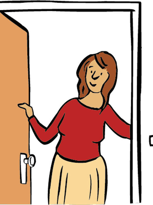 Eine Frau öffnet eine Tür (öffnet vergrößerte Bildansicht)